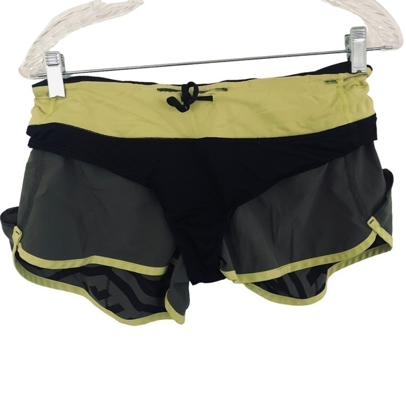 LULULEMON Run: Speed Short *4-way Stretch
Chevron Shuffle - Picture 4 of 9